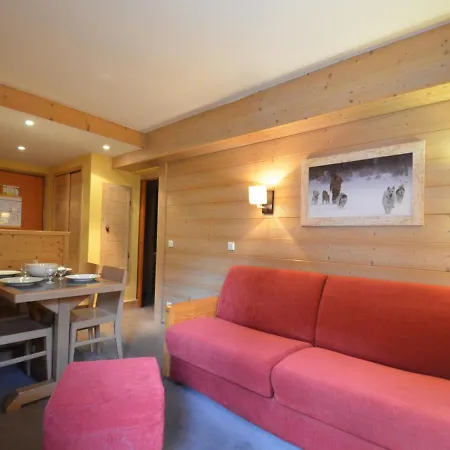 Les Menuires: 2 Pieces Pour 4 Personnes, 34m², Cuisine Equipee, Proche Remontees Mecaniques - Fr-1-452-89 *