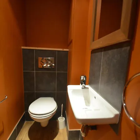 Les Menuires: 2 Pieces Pour 4 Personnes, 34m², Cuisine Equipee, Proche Remontees Mecaniques - Fr-1-452-89 Apartment *