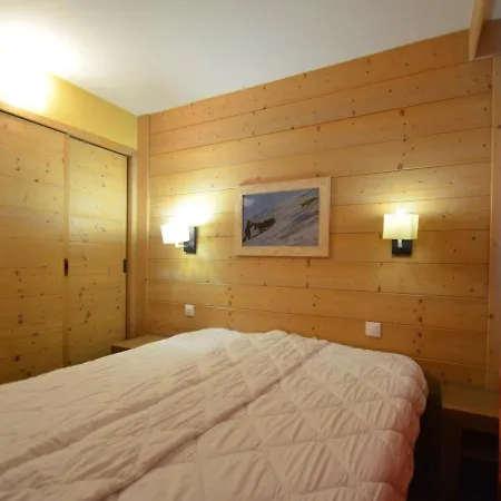 Les Menuires: 2 Pieces Pour 4 Personnes, 34m², Cuisine Equipee, Proche Remontees Mecaniques - Fr-1-452-89 *